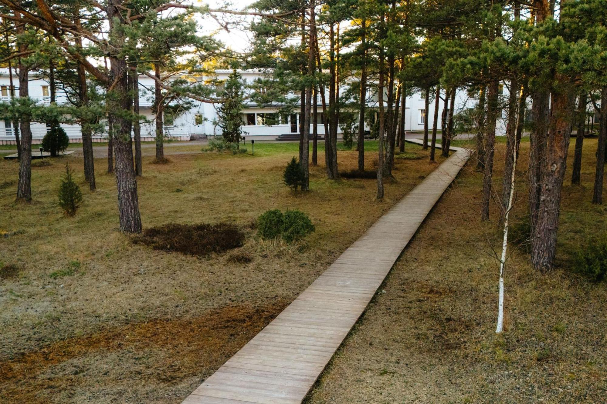 Saaremaa Rannahotell ' Beach Hotel Mandjala Ngoại thất bức ảnh
