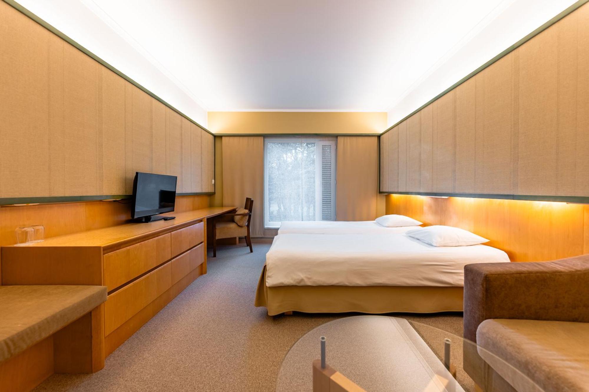 Saaremaa Rannahotell ' Beach Hotel Mandjala Ngoại thất bức ảnh