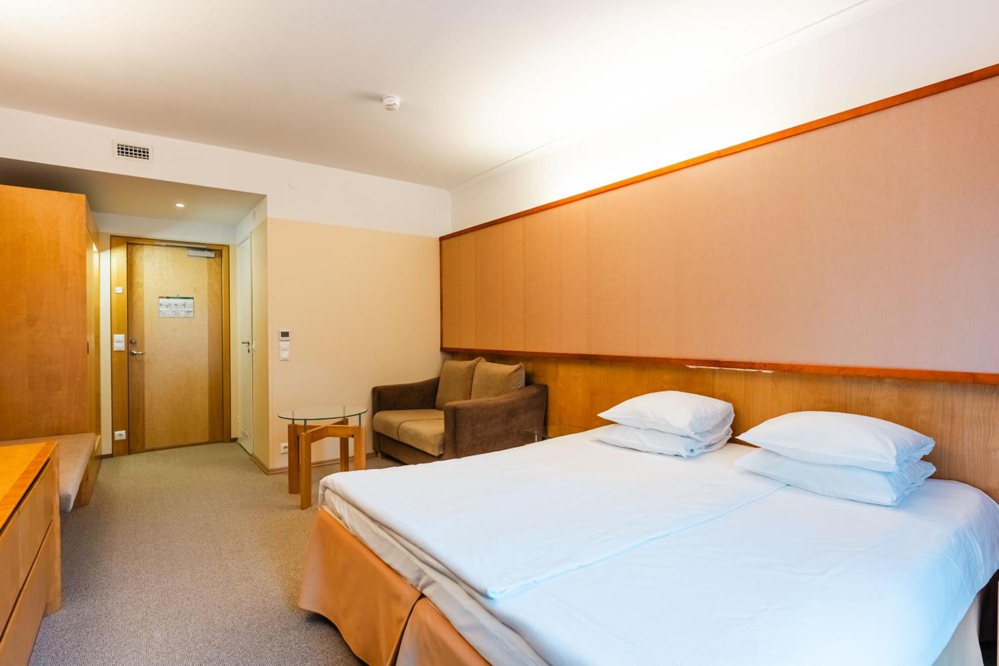 Saaremaa Rannahotell ' Beach Hotel Mandjala Ngoại thất bức ảnh